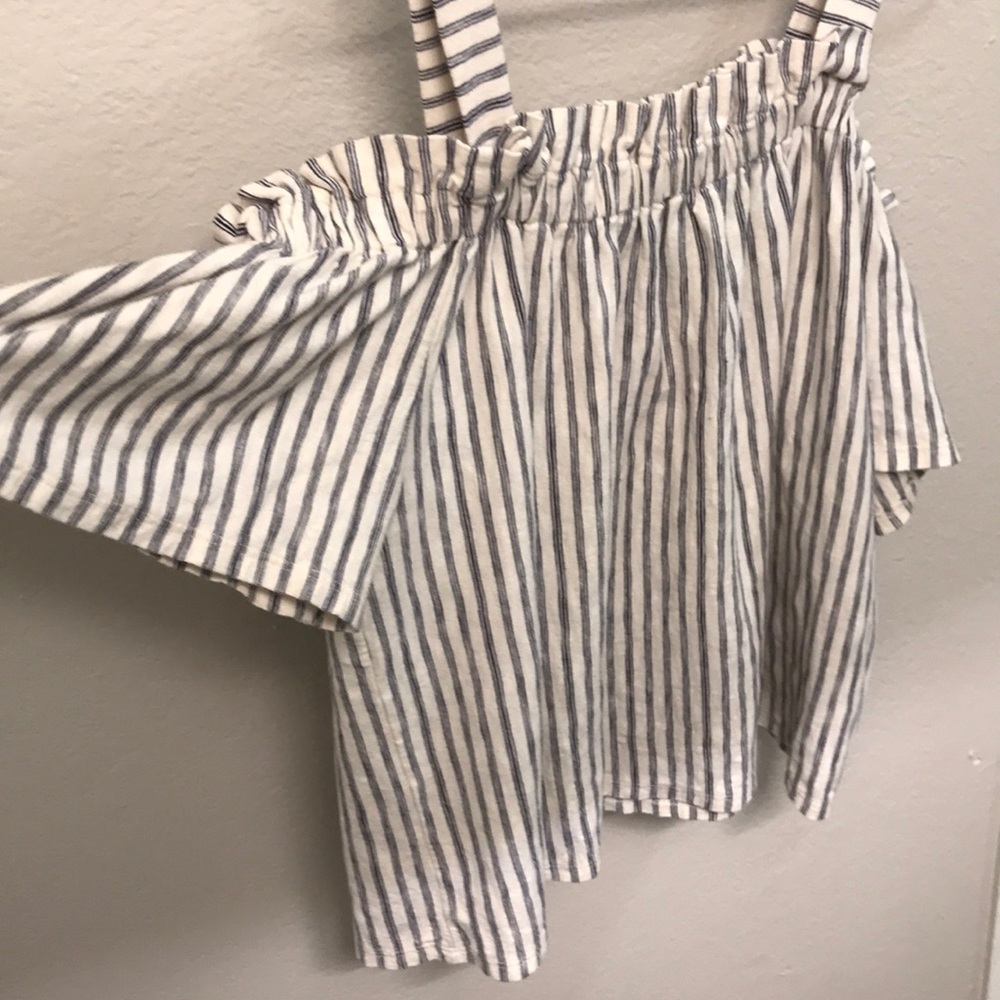 Lucky Brand top blue stripes M